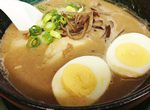 本場以上の【超濃厚】くせあり豚骨ラーメン　大阪 上新庄「博多とんこつ 天神旗」