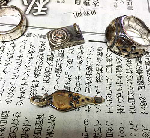 シルバーアクセサリー 黒ずみ