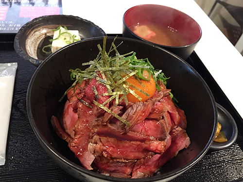 天地人 ローストビーフ丼